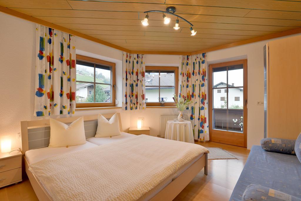Ferienwohnung Prosch シュトゥンム 部屋 写真
